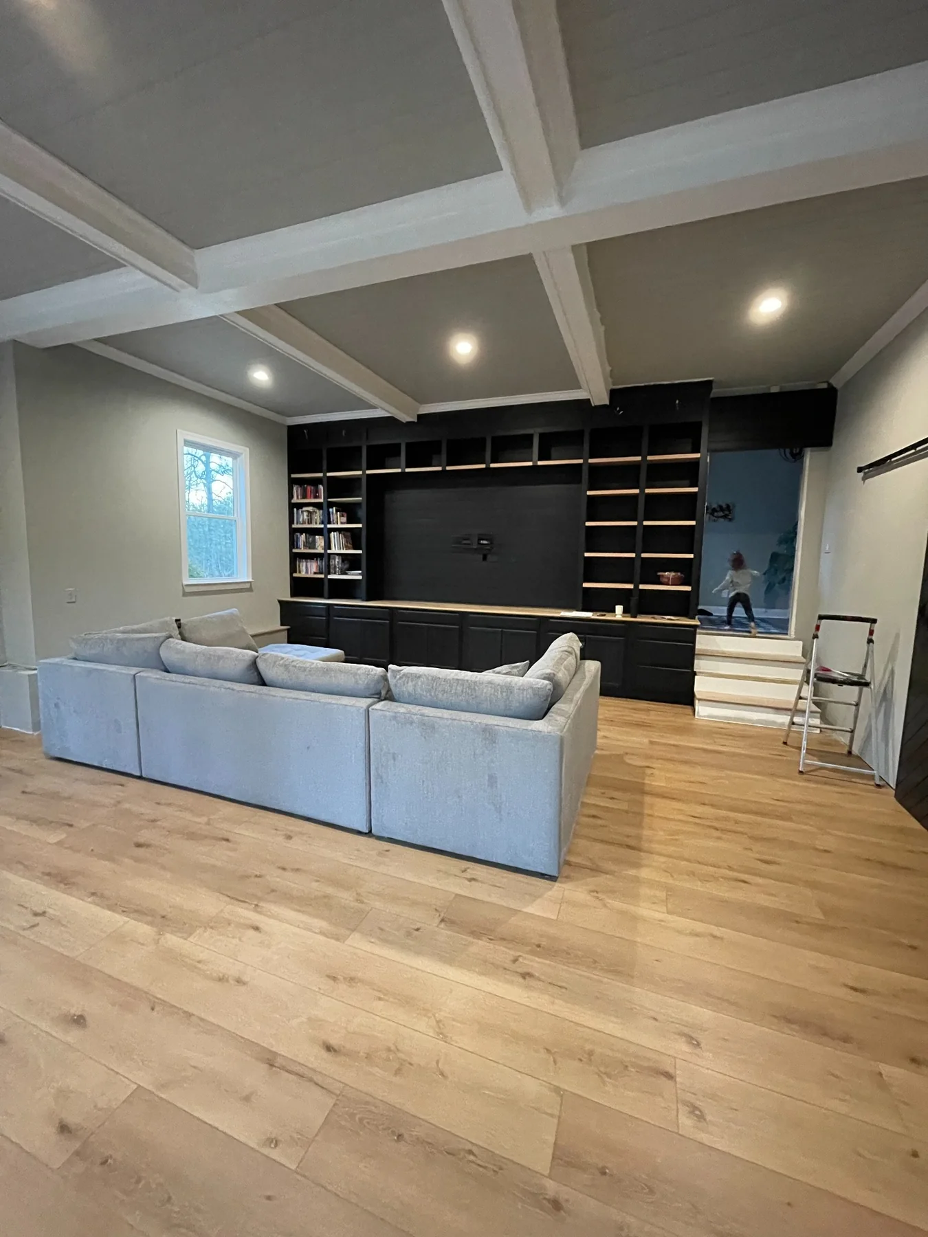 Empty room before virtual staging